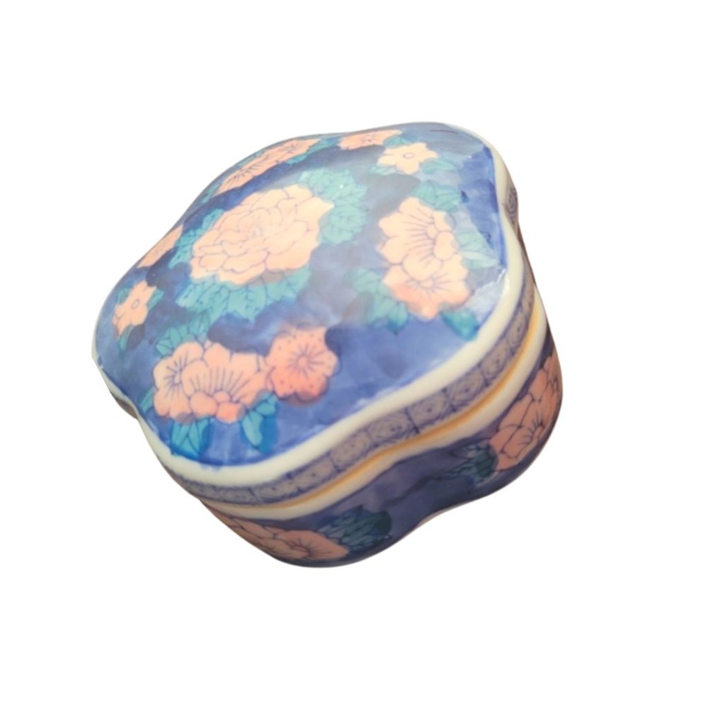 Vintage Chinese Box